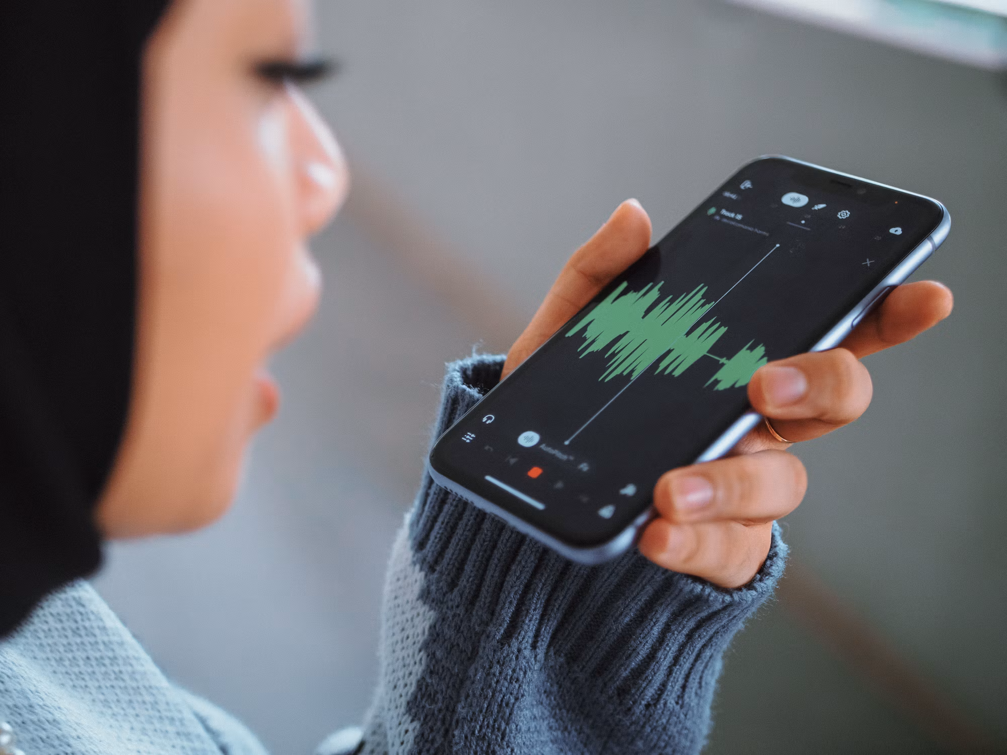 Exploring the Evolution of Music Technology: From Vinyl to Digital Streaming